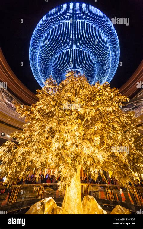 Tree of Prosperity (Wynn Macau) .